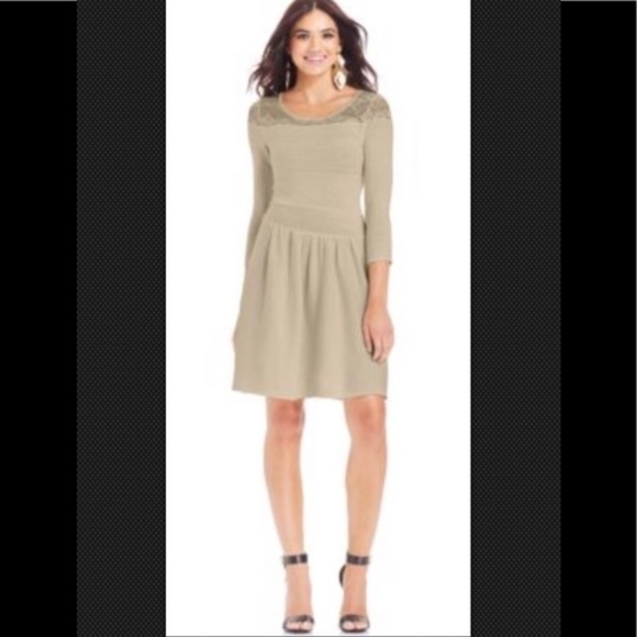 Jessica Simpson Tan Sweater Dress EUC Size M - Picture 7 of 11